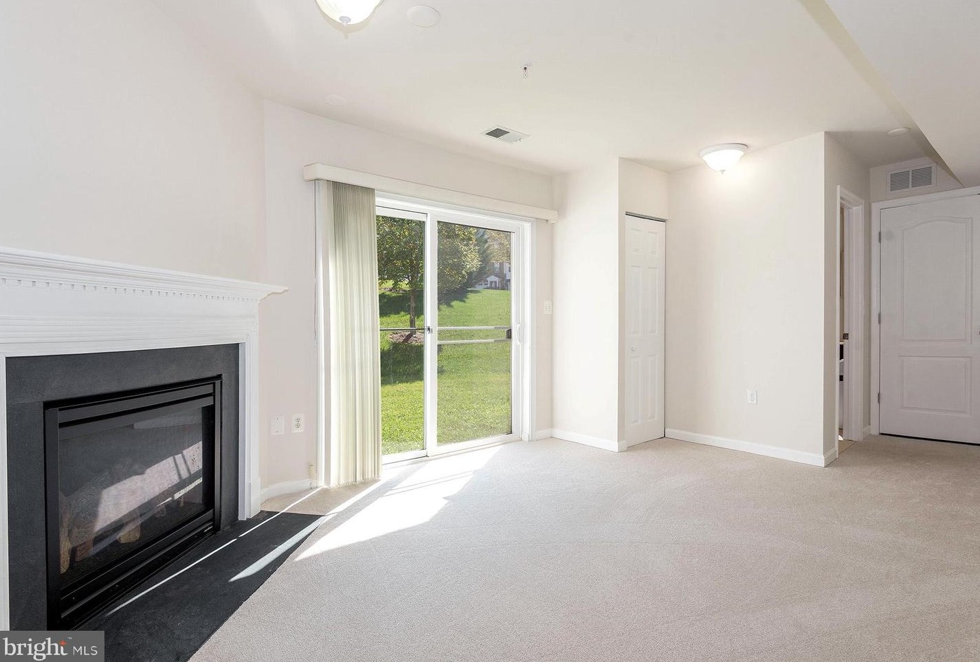 101 Gray St, Capitol Heights MD 20743-1213 exterior