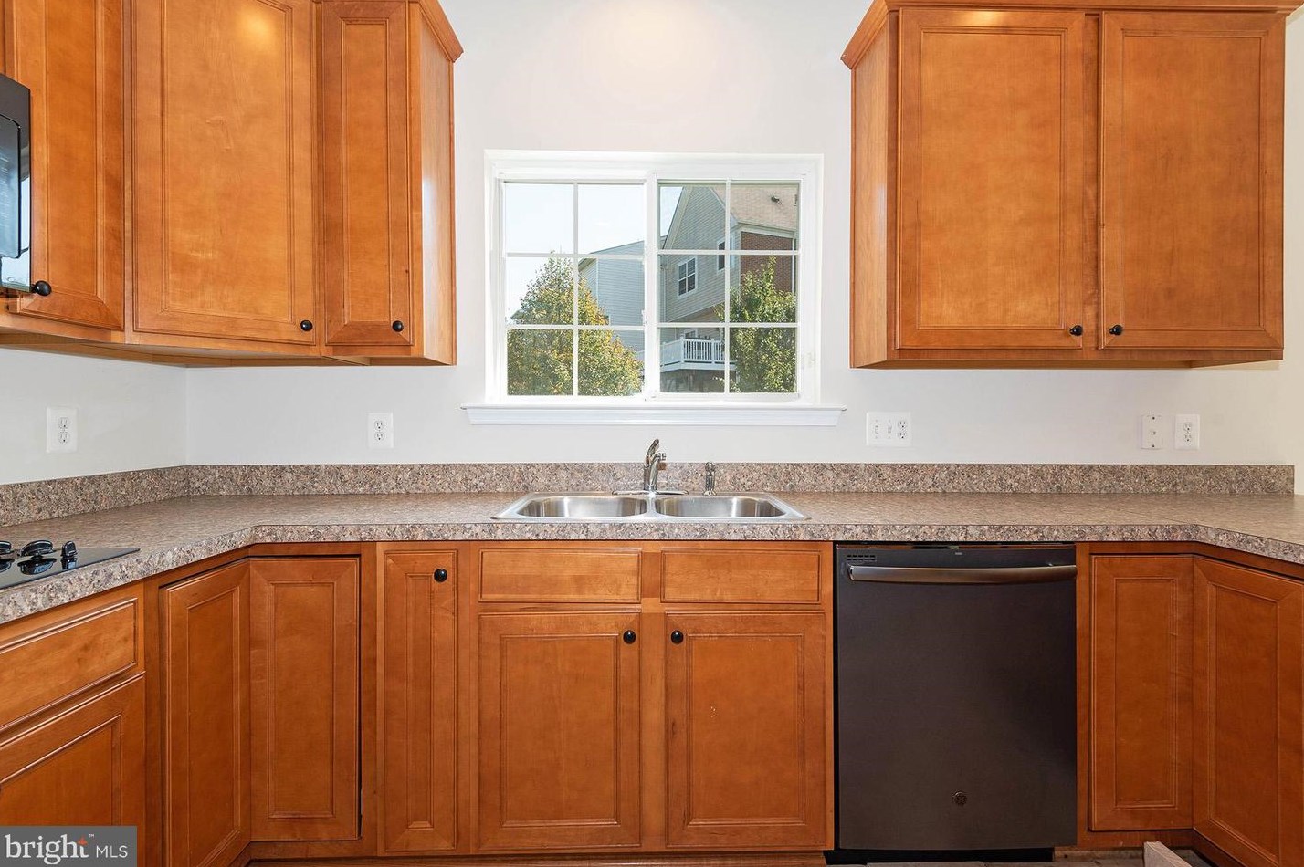 101 Gray St, Capitol Heights MD 20743-1213 exterior