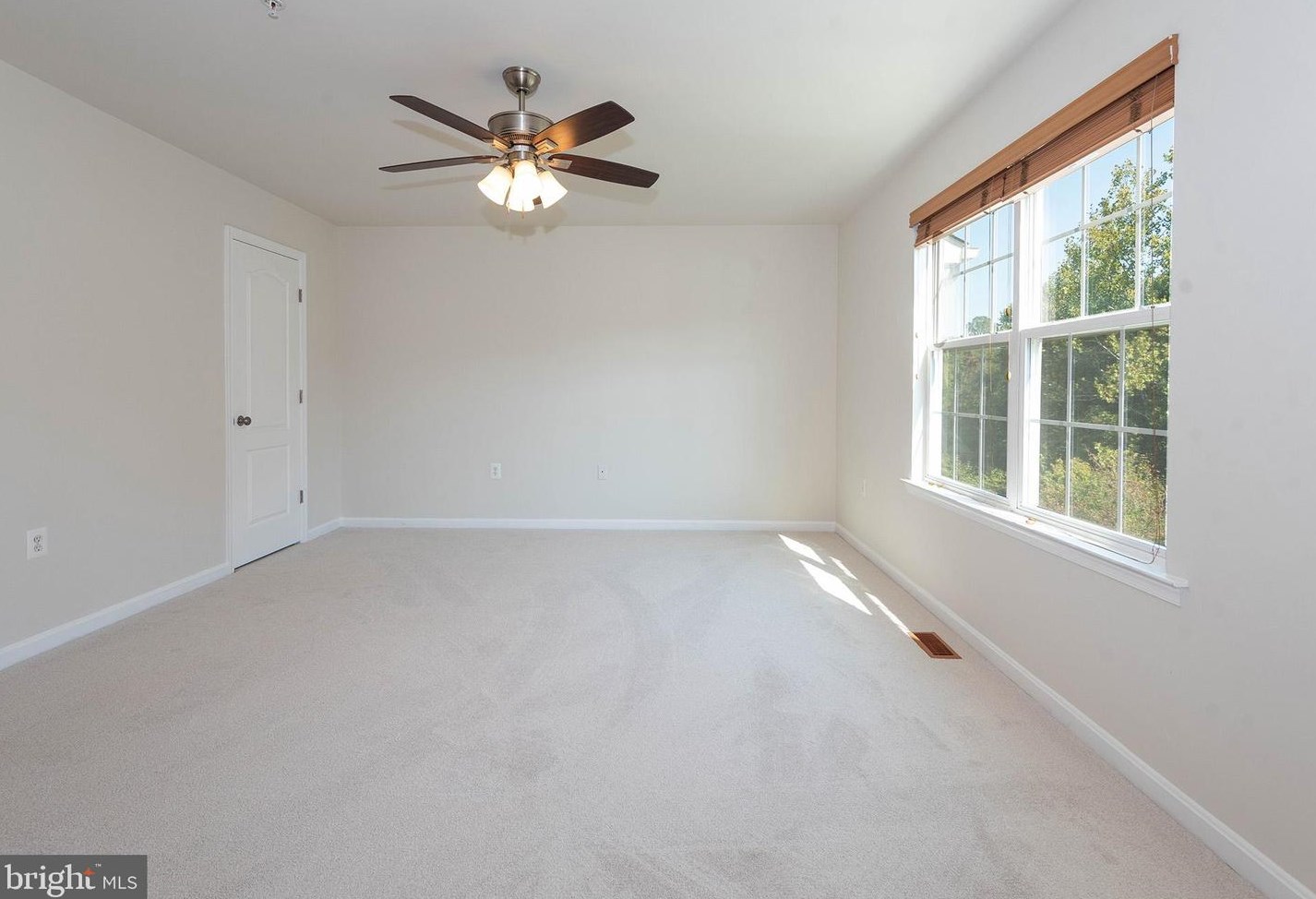 101 Gray St, Capitol Heights MD 20743-1213 exterior