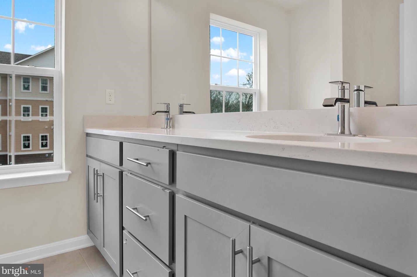 8811 Mimosa Ave, Clinton MD  20735-2648 exterior