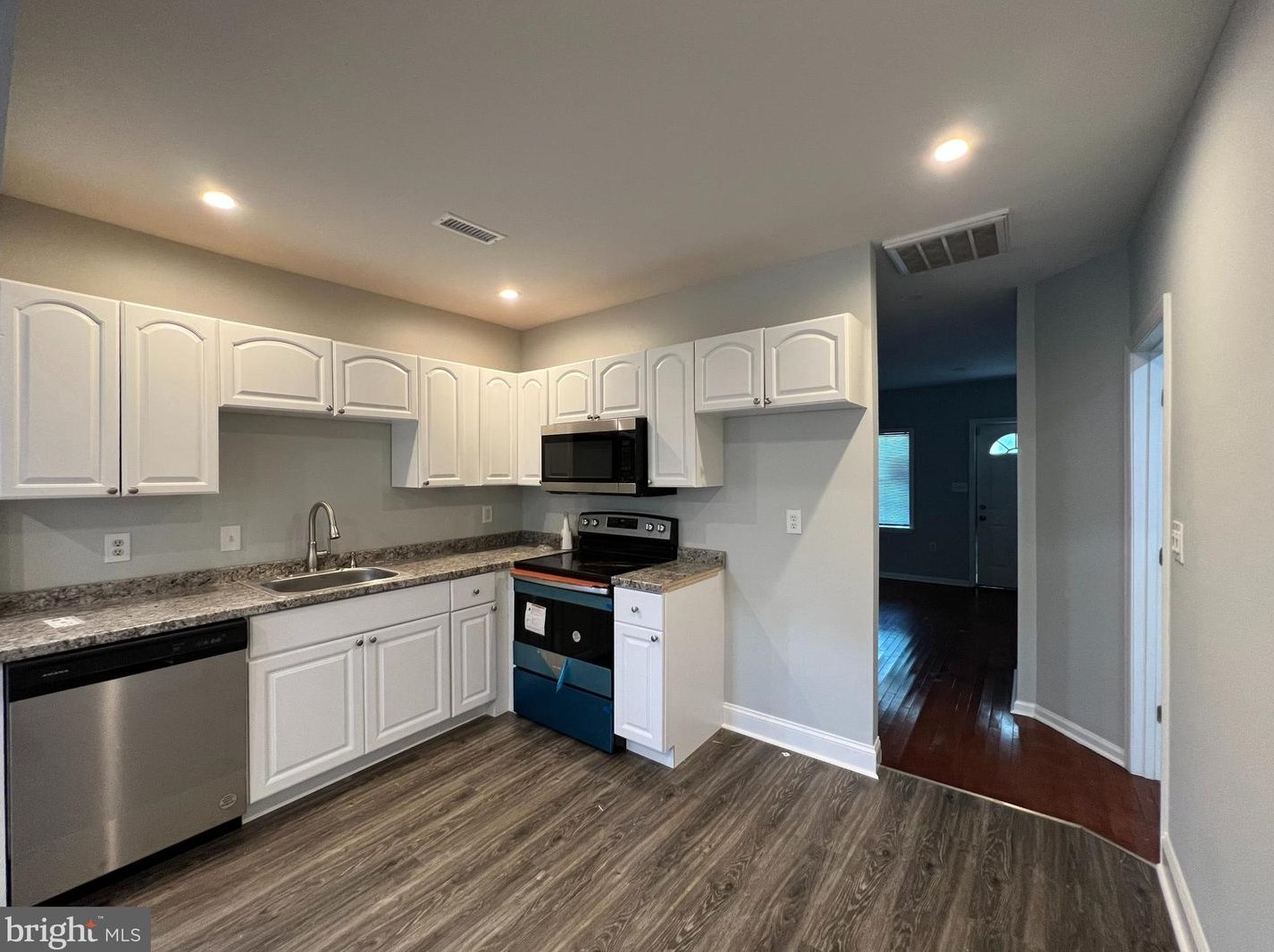 7103 Fresno St, Capitol Heights MD  20743-1746 exterior