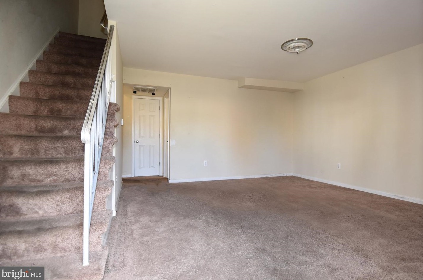 5128 Clacton Ave #13, Suitland, MD 20746