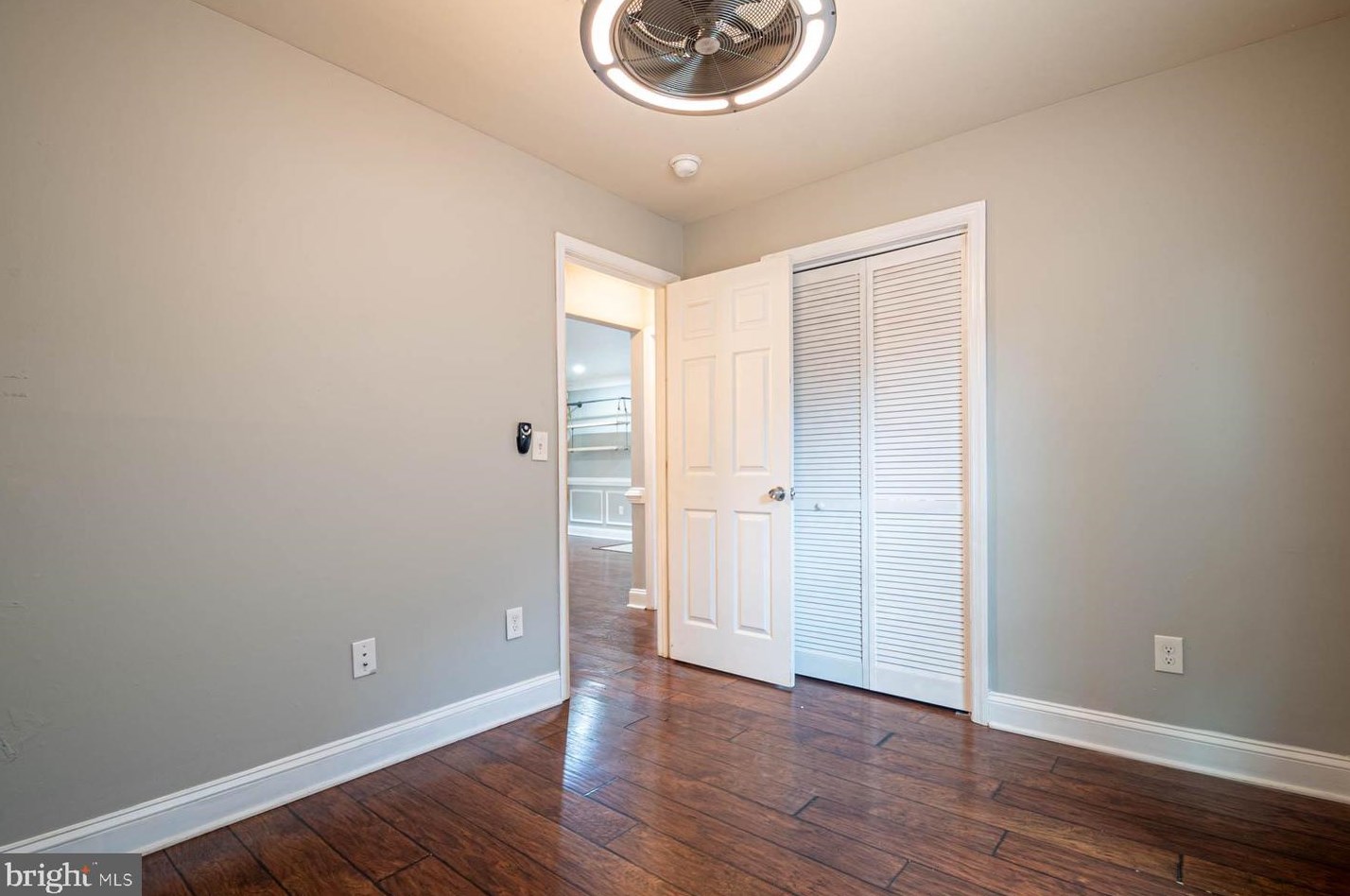 5031 Emo St, Capitol Heights MD  20743-2858 exterior