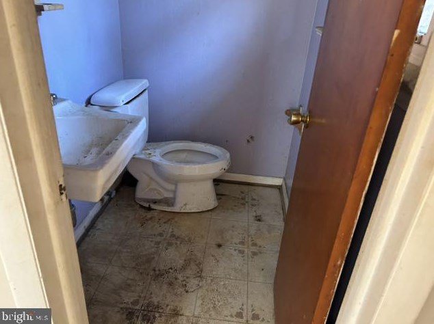 5809 Dade St, Capitol Heights MD  20743-2032 exterior