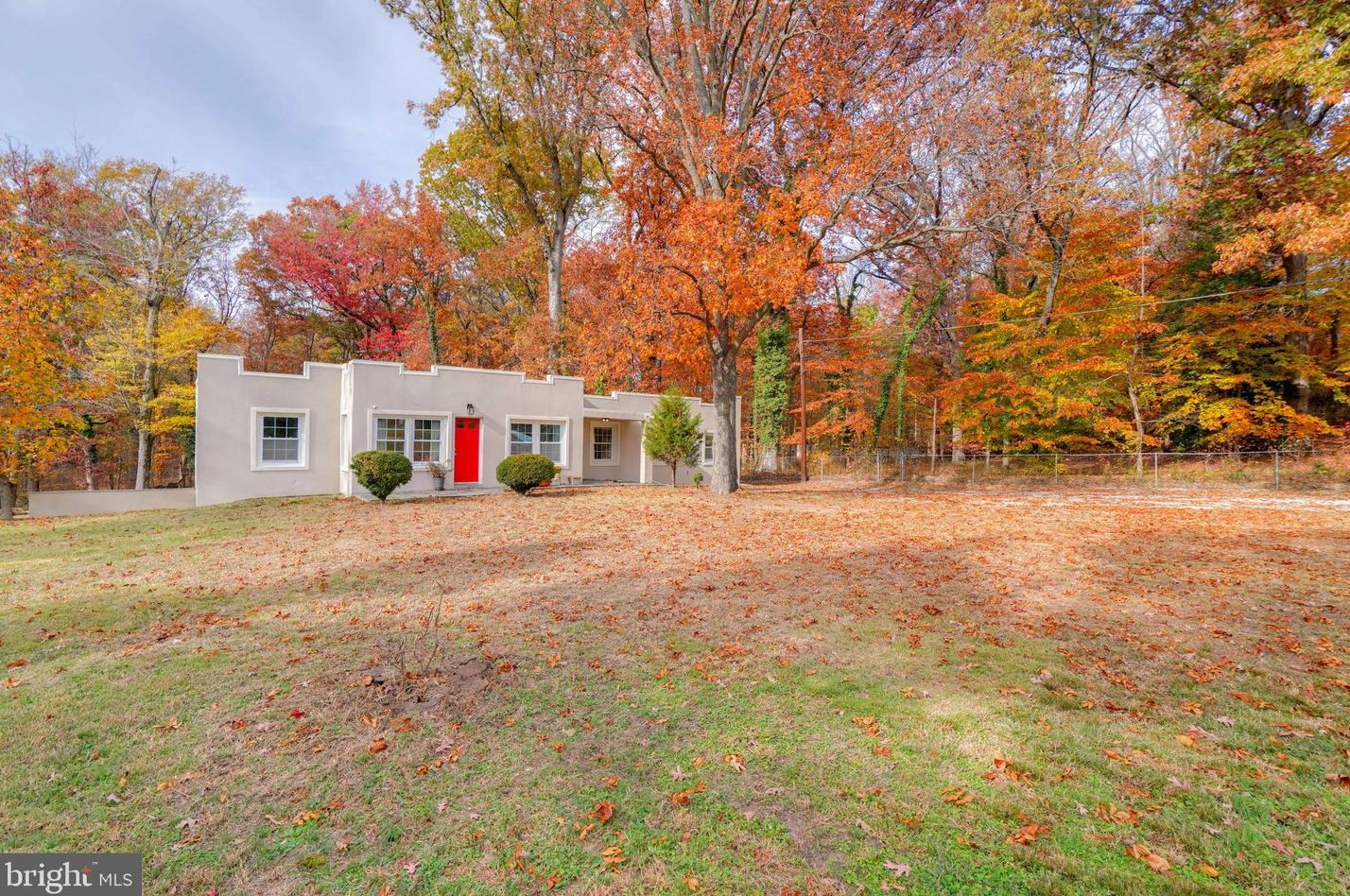 5901 Center Dr, Temple Hills, MD 20748