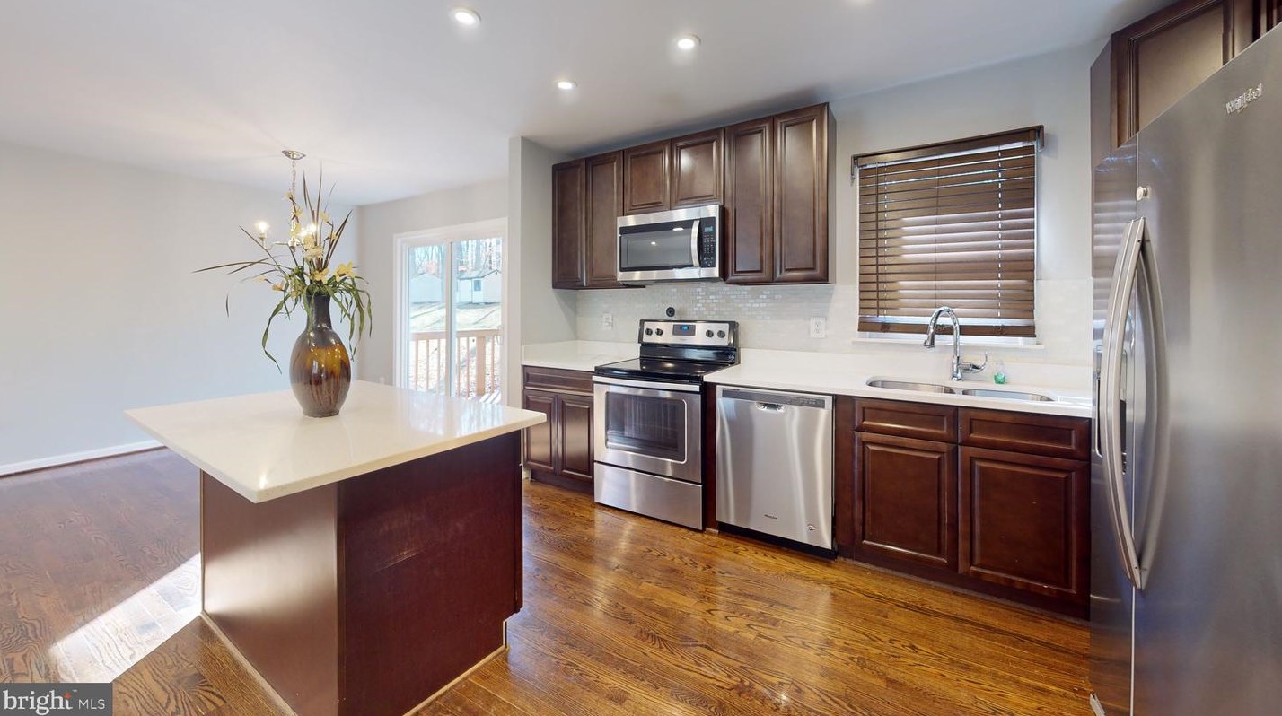 8203 Heatherwick Dr, Brandywine, MD 20613-7103