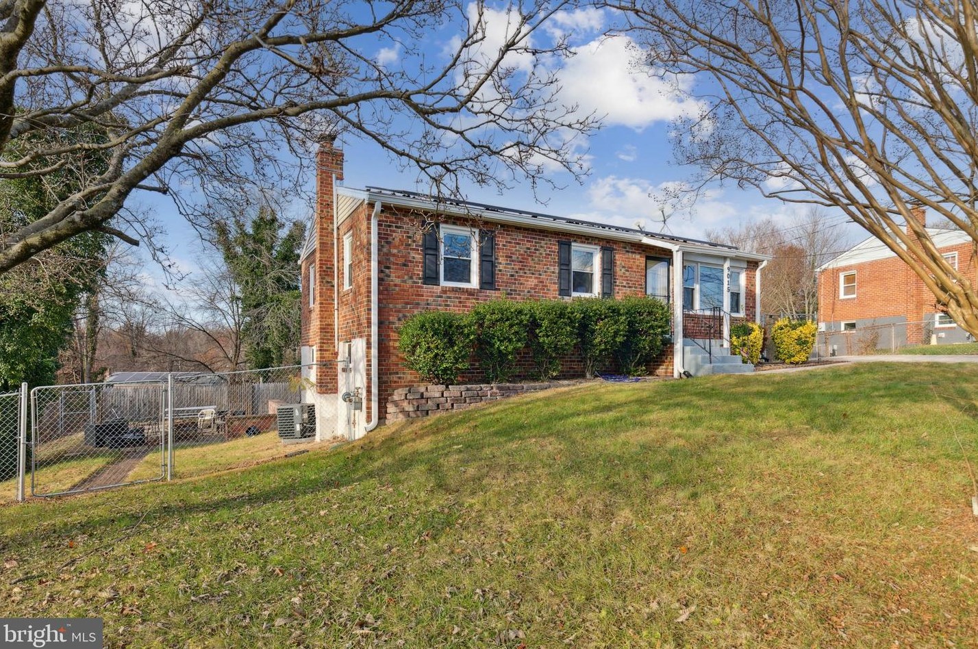 9015 Susan Ln, Clinton, MD 20735-2415