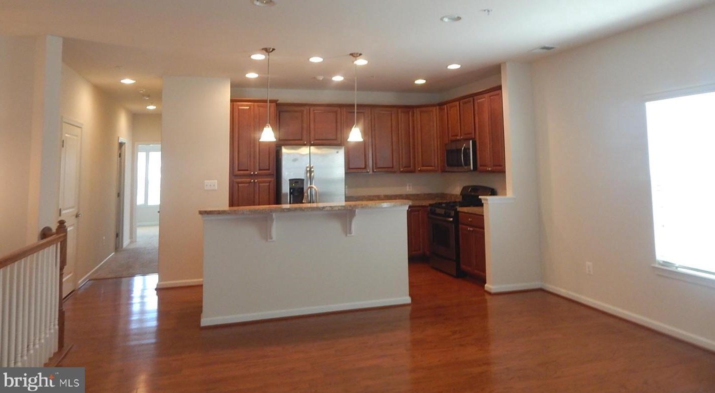 5690 Virginia Ln # 84, Oxon Hill, MD