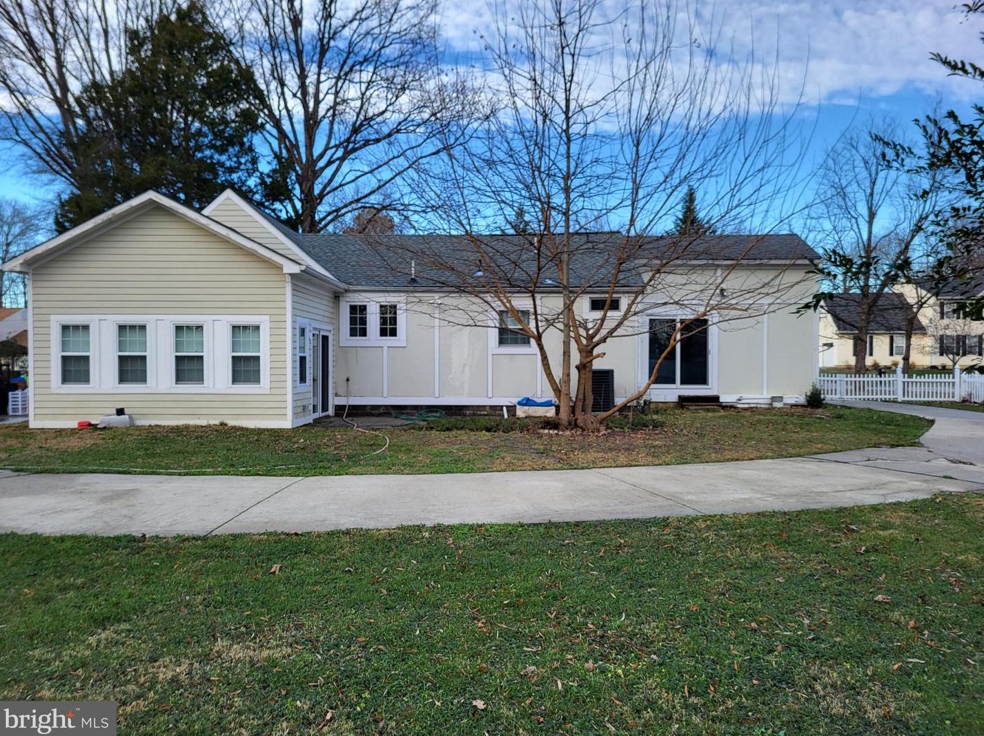 6101 Arbutus Ln, Clinton, MD 20735-1522