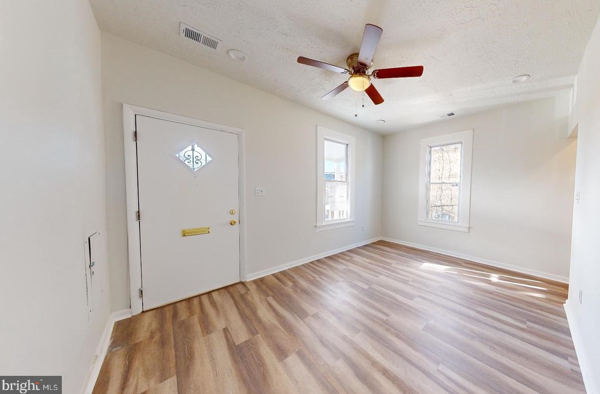 837 Eastern Ave, Capitol Heights MD  20743-1322 exterior