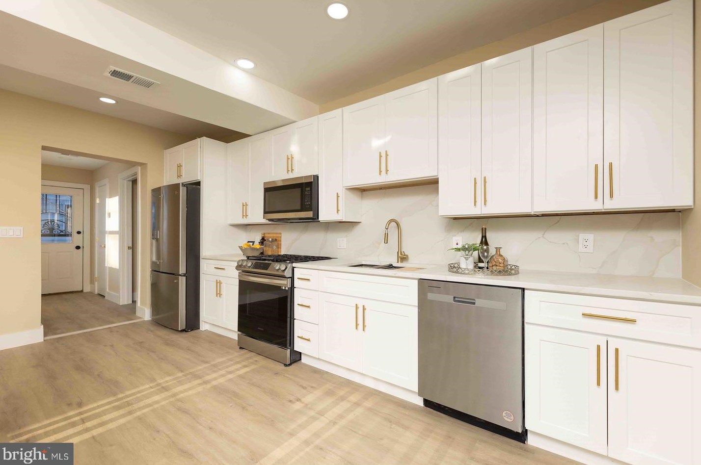 409 69th Pl, Capitol Heights MD  20743-2231 exterior