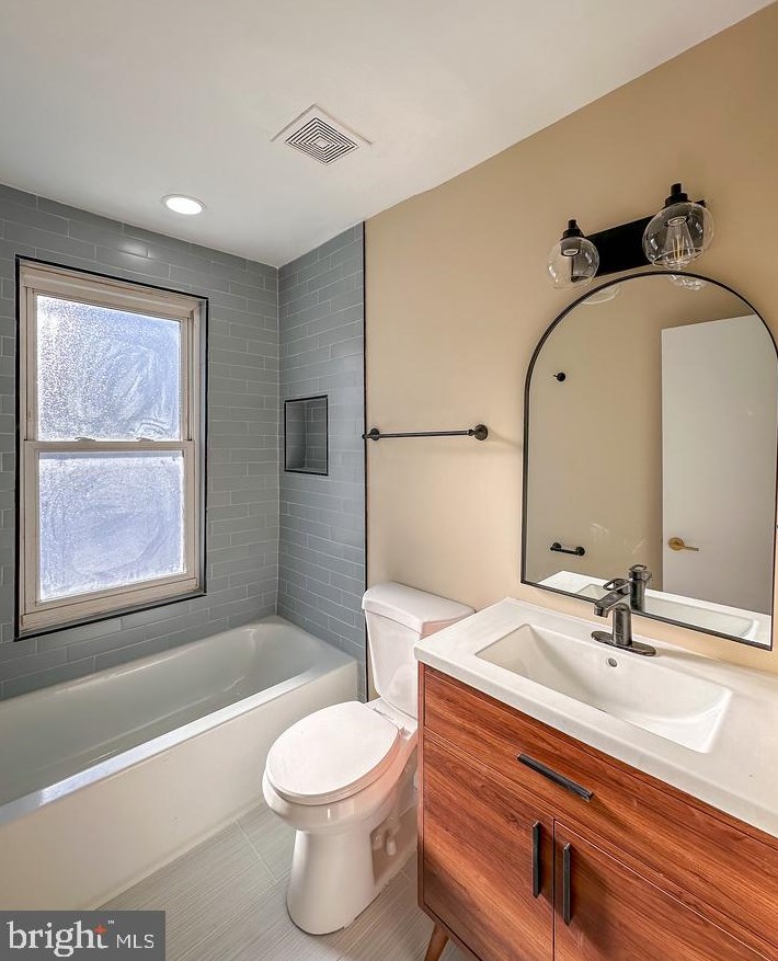 409 69th Pl, Capitol Heights MD  20743-2231 exterior