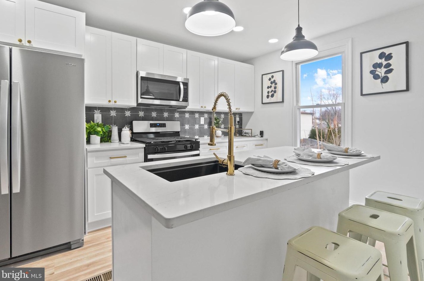 4222 Vine St, Capitol Heights MD 20743-5834 exterior