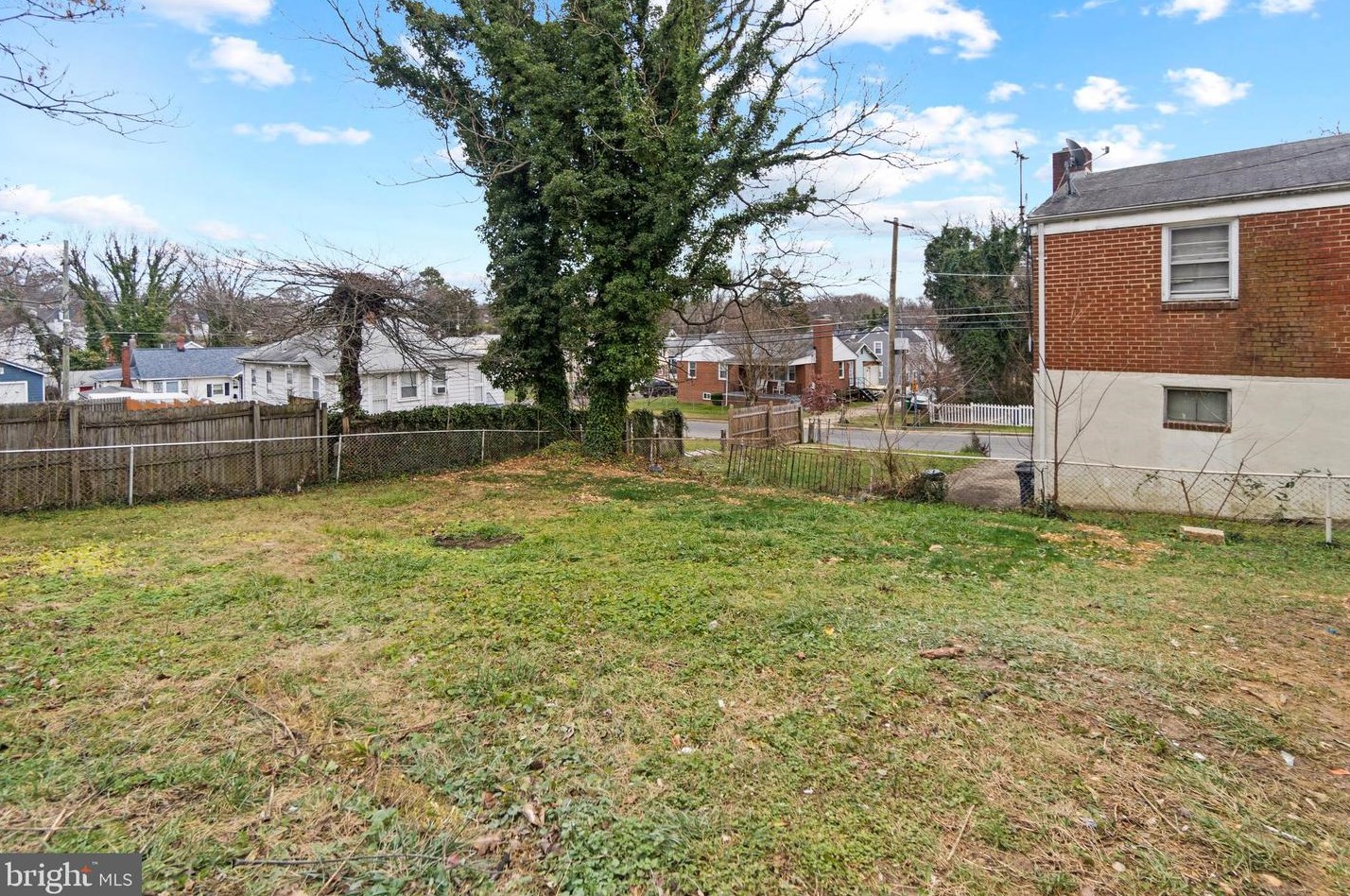 4222 Vine St, Capitol Heights MD 20743-5834 exterior