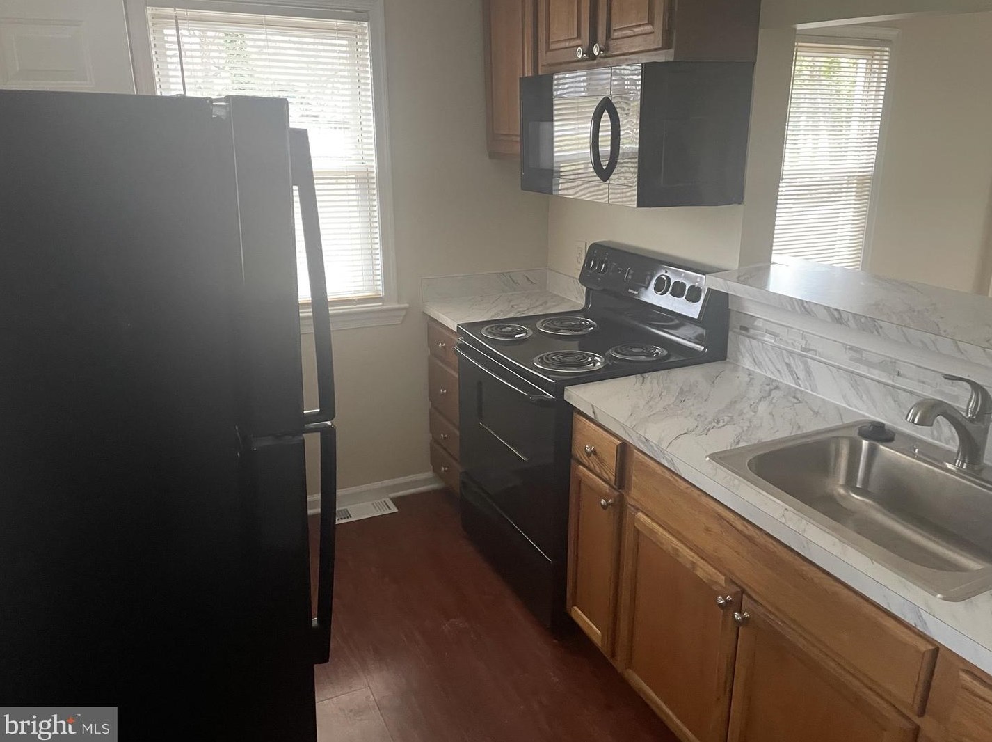 4652 Bennett Ave, Suitland MD  20746-4801 exterior
