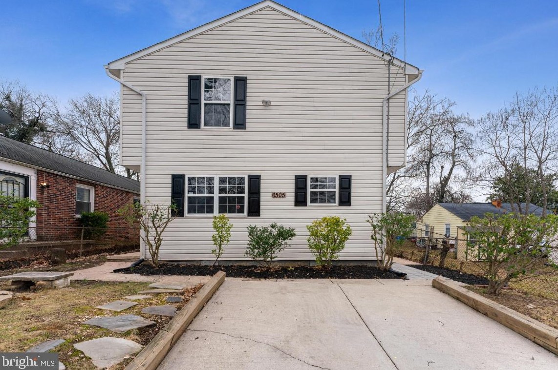 6505 Joplin St, Capitol Heights, MD 20743-6010