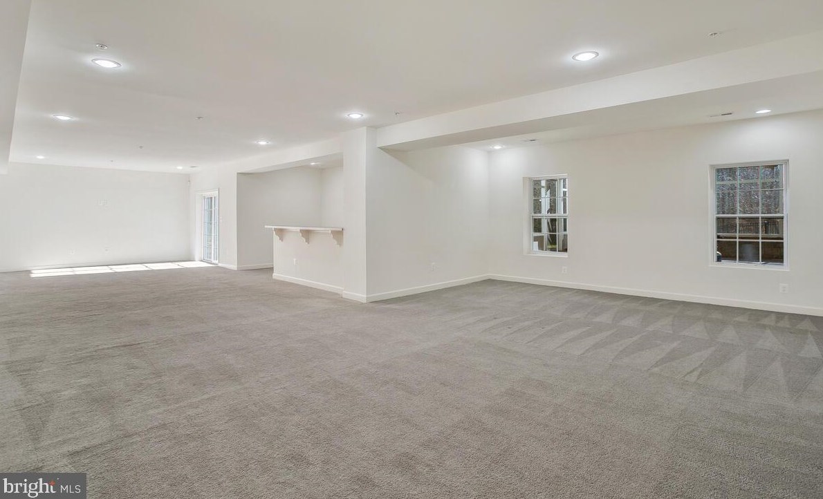 8626 Kittama Dr, Clinton MD  20735-3178 exterior