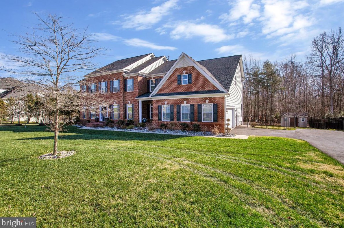 8626 Kittama Dr, Clinton MD  20735-3178 exterior