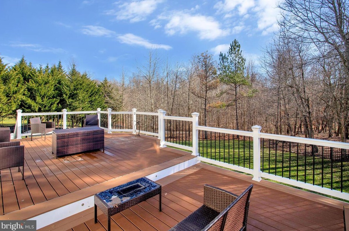 8626 Kittama Dr, Clinton MD  20735-3178 exterior