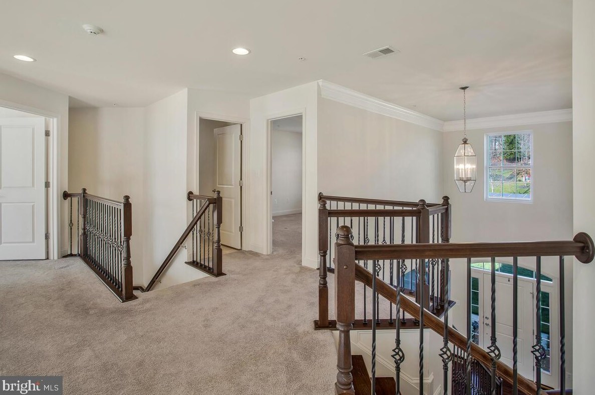 8626 Kittama Dr, Clinton MD  20735-3178 exterior