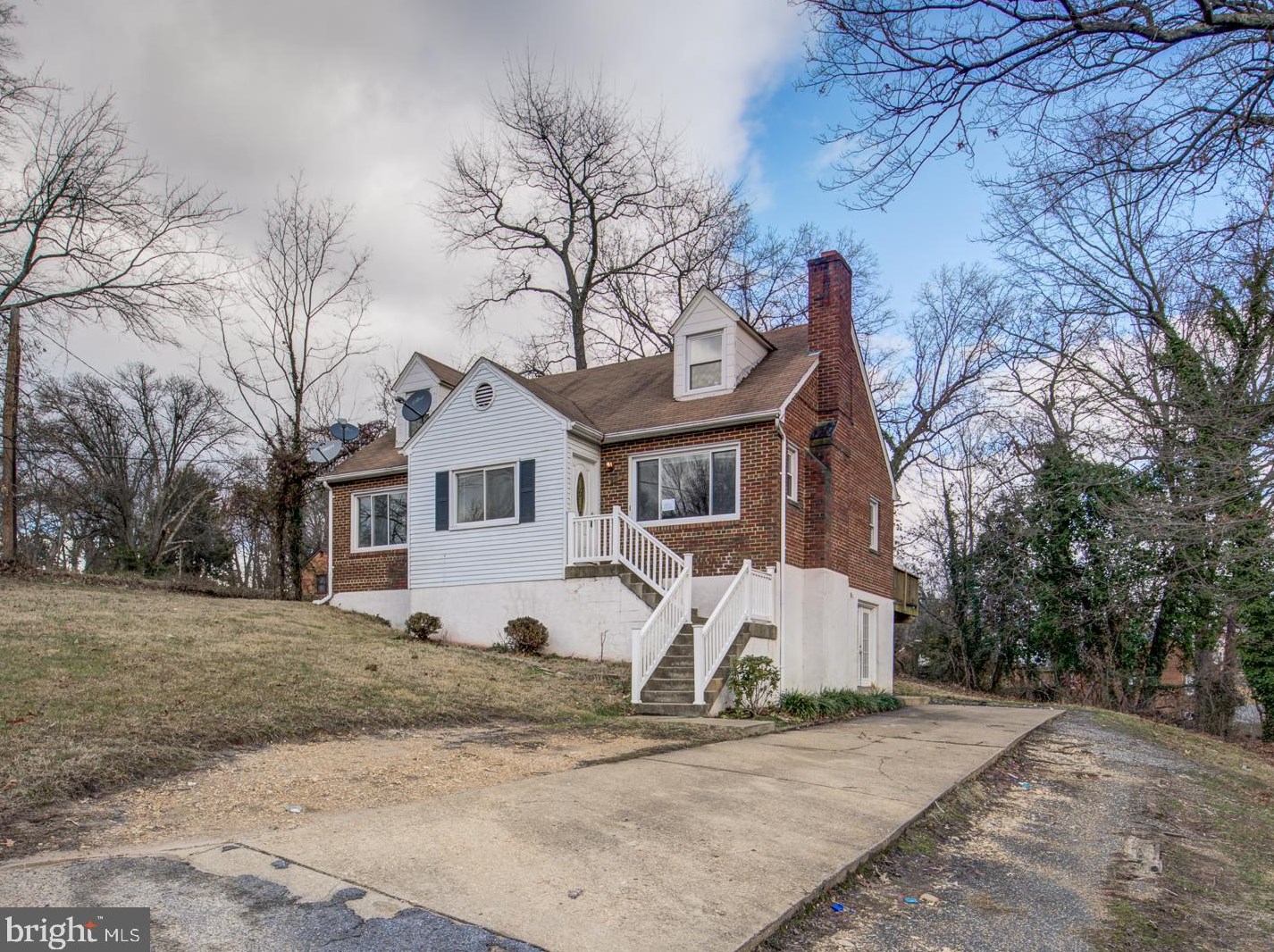 5112 S Barnaby Rd, Temple Hills, MD 20748