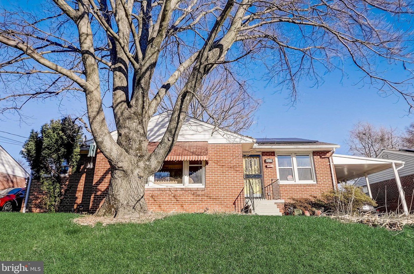 2604 Fort Dr, Suitland, MD 20746