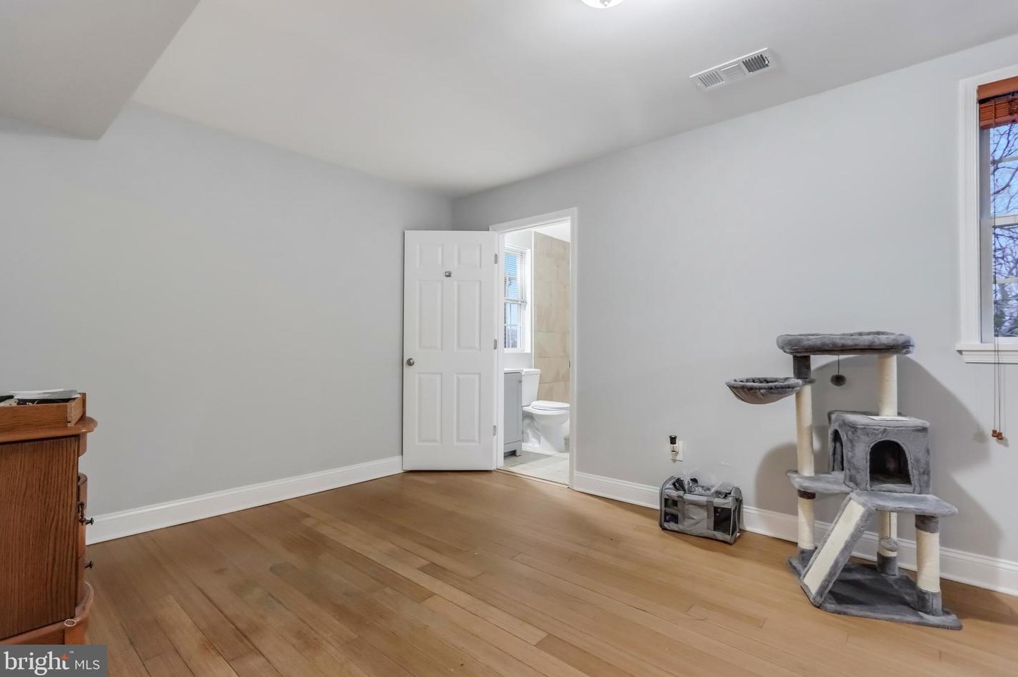 6218 L St, Capitol Heights MD  20743-6425 exterior