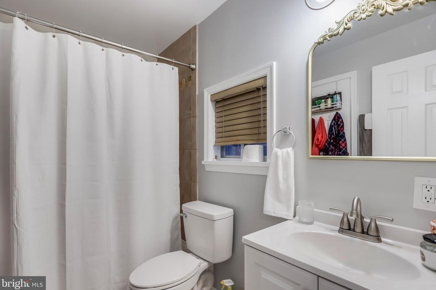 6218 L St, Capitol Heights MD  20743-6425 exterior