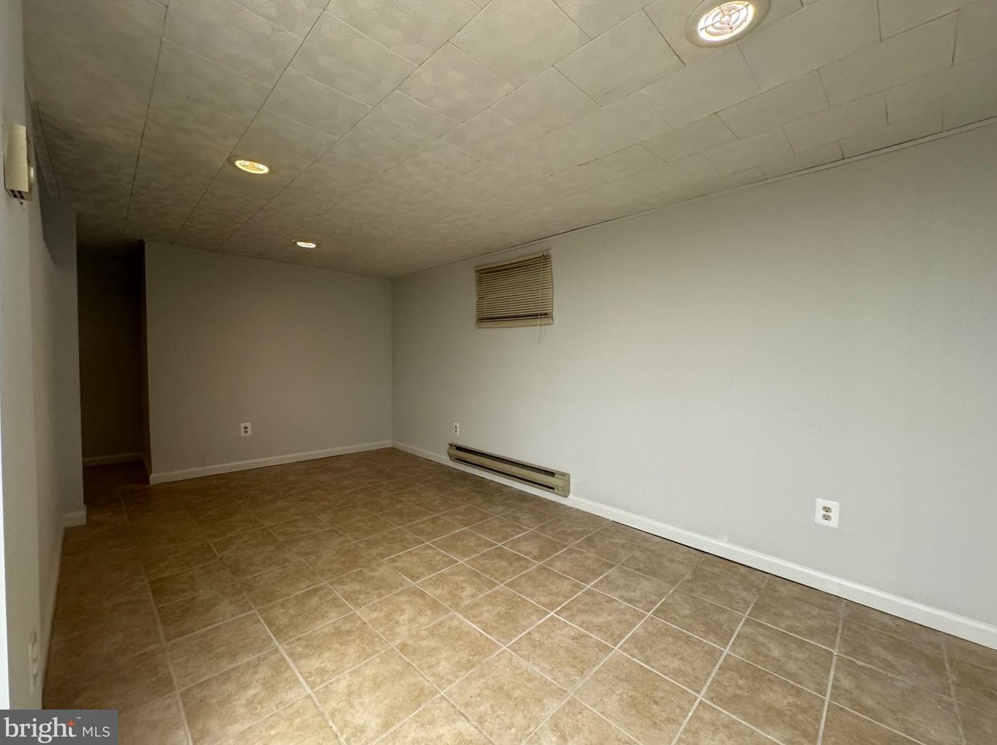 4267 Southern Ave, Capitol Heights MD  20743-5766 exterior