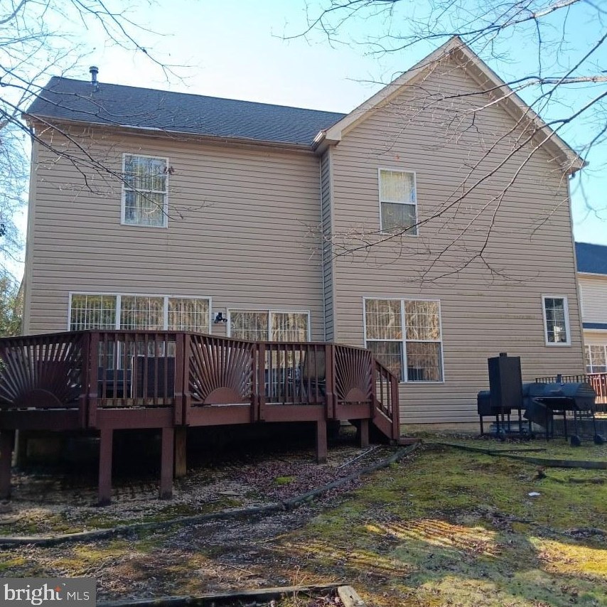 8910 Fox Park Rd, Clinton MD  20735-6112 exterior