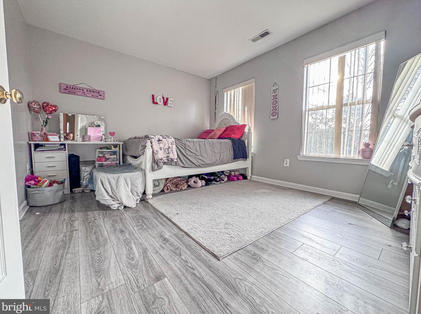 8910 Fox Park Rd, Clinton MD  20735-6112 exterior