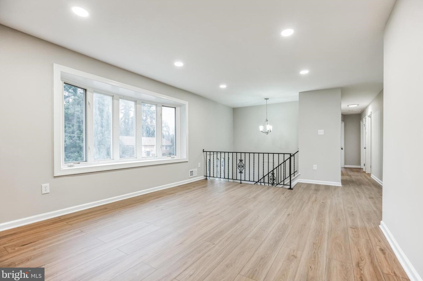 904 Applewood St, Capitol Heights, MD 20743-4717