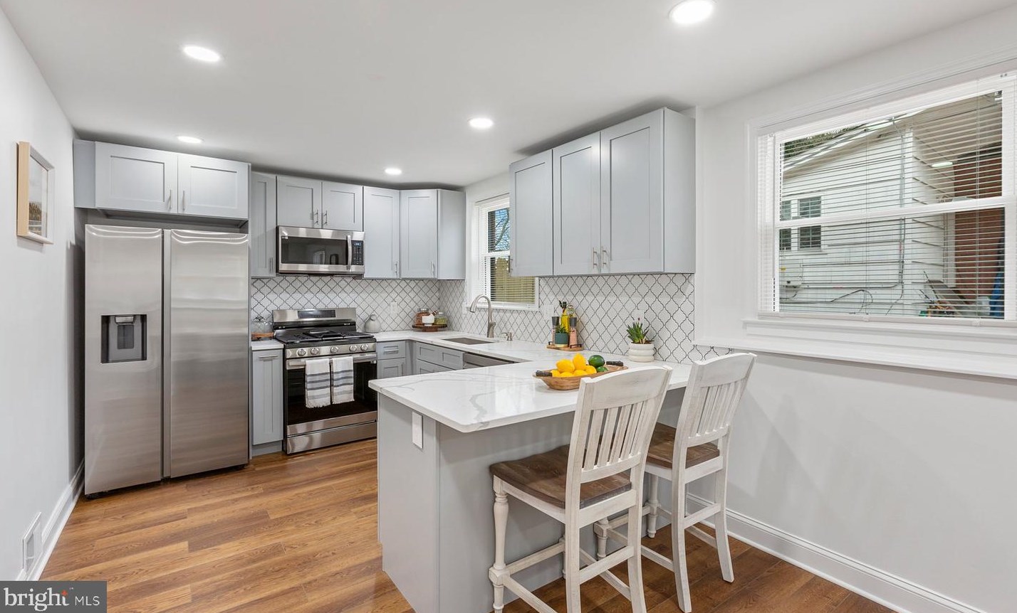 7535 Abbington Dr, Oxon Hill MD  20745-1511 exterior