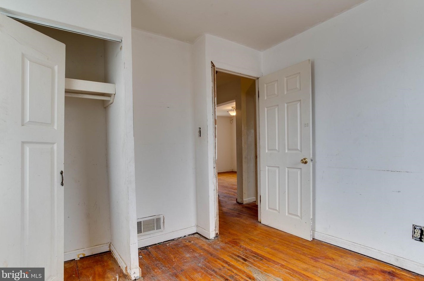 1305 Oates St, Capitol Heights MD  20743-1249 exterior