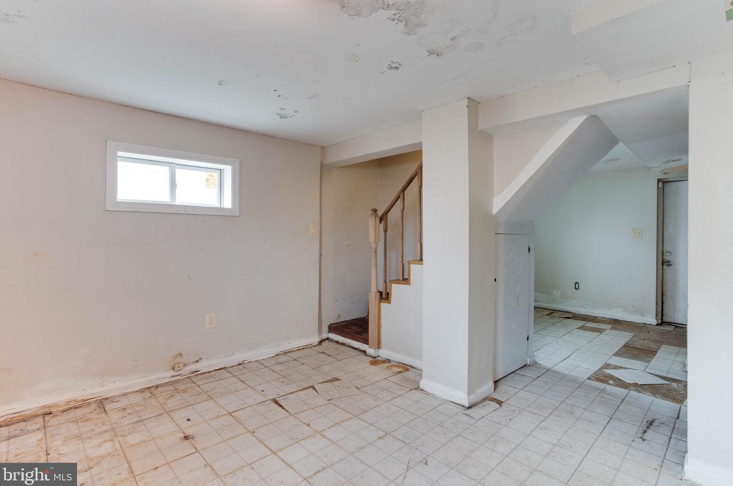 1305 Oates St, Capitol Heights MD  20743-1249 exterior