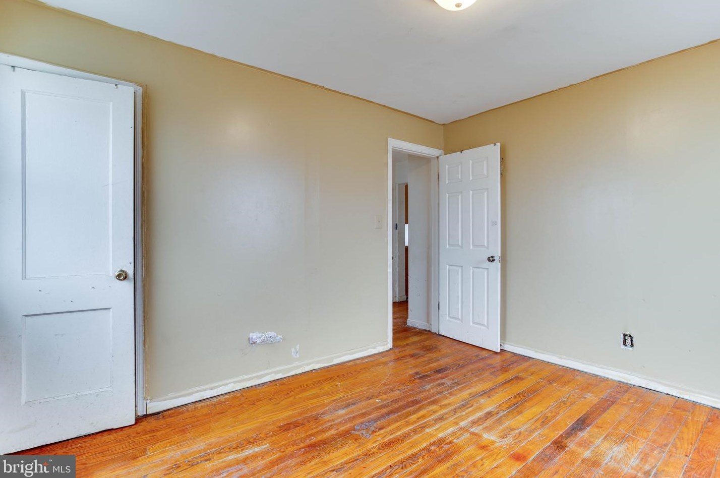 1305 Oates St, Capitol Heights MD  20743-1249 exterior