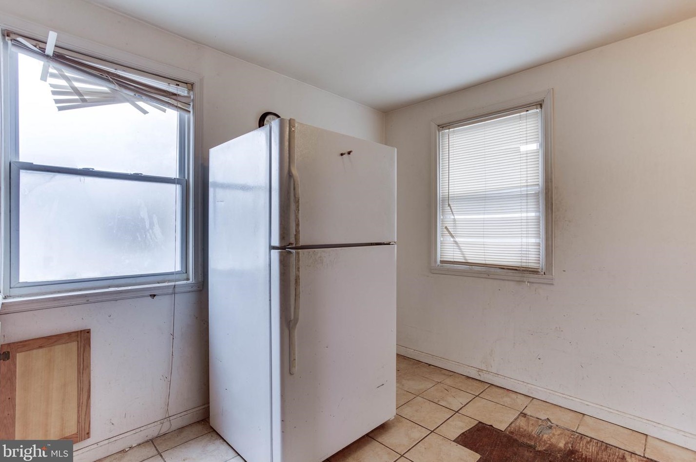 1305 Oates St, Capitol Heights MD  20743-1249 exterior