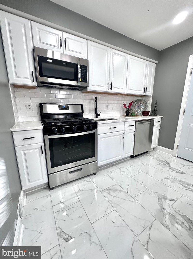 607 64th Ave, Capitol Heights MD  20743-1704 exterior