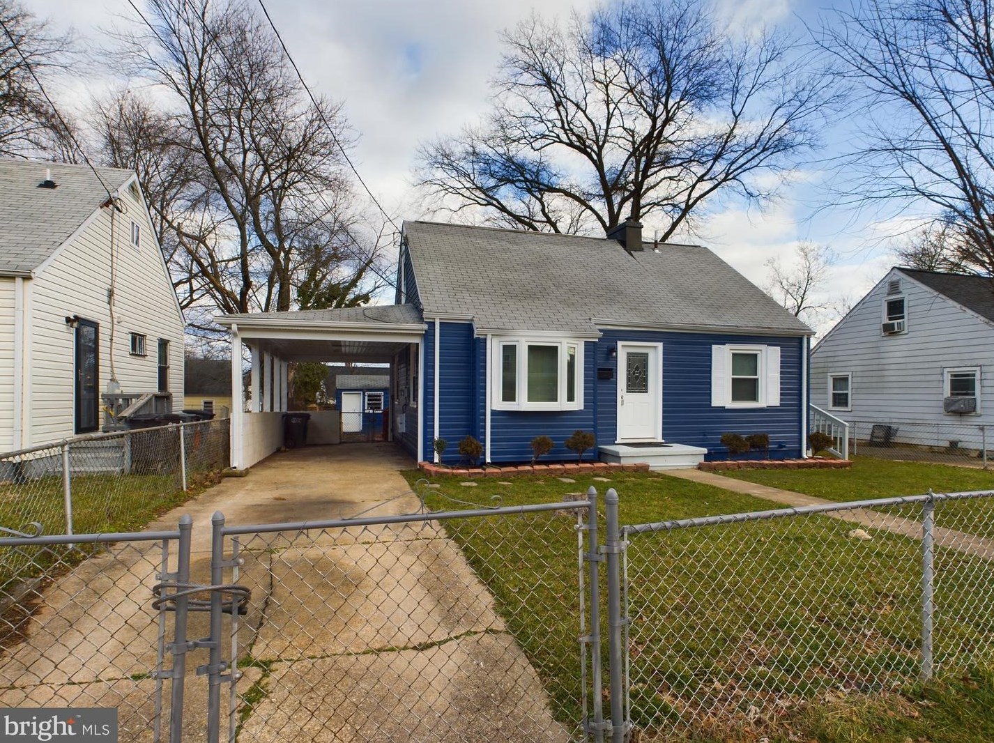 607 64th Ave, Capitol Heights MD  20743-1704 exterior