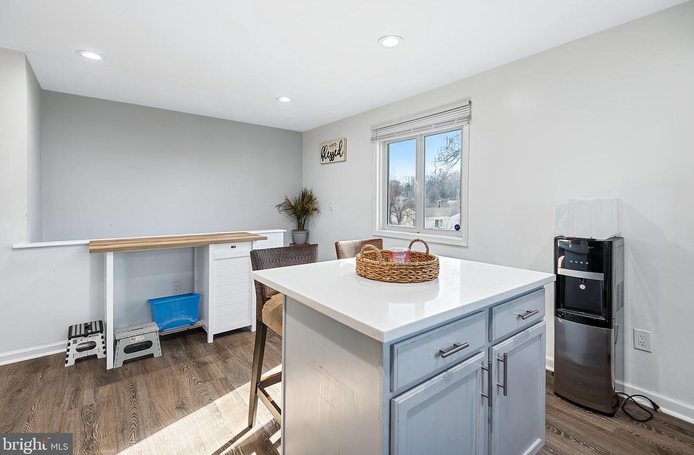 6801 Drylog St, Capitol Heights MD  20743-2401 exterior