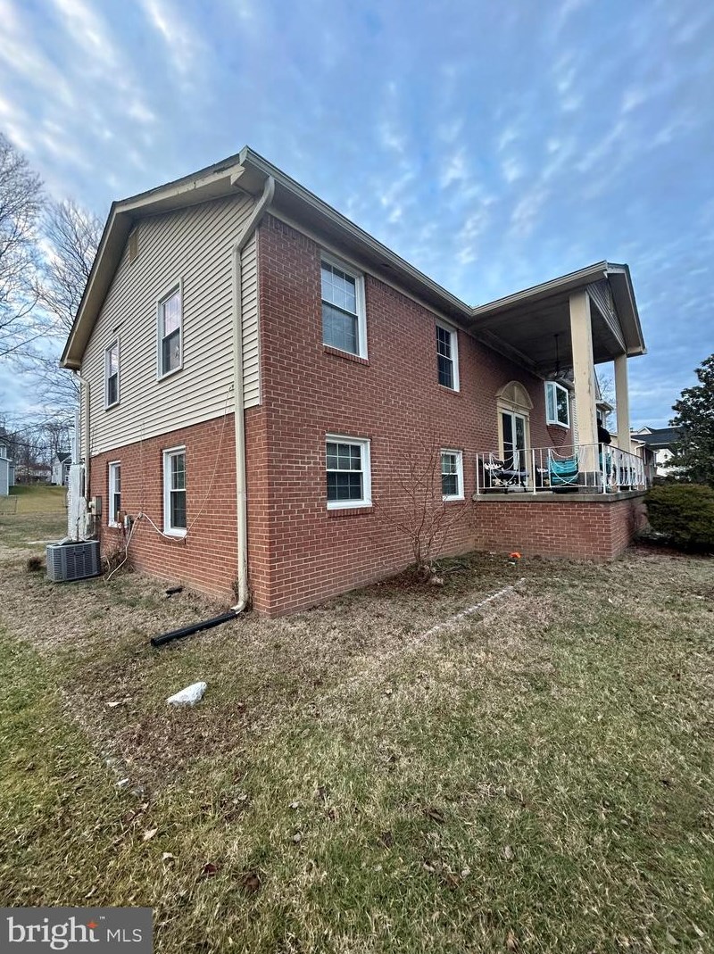 9203 Linhurst Dr, Clinton, MD 20735