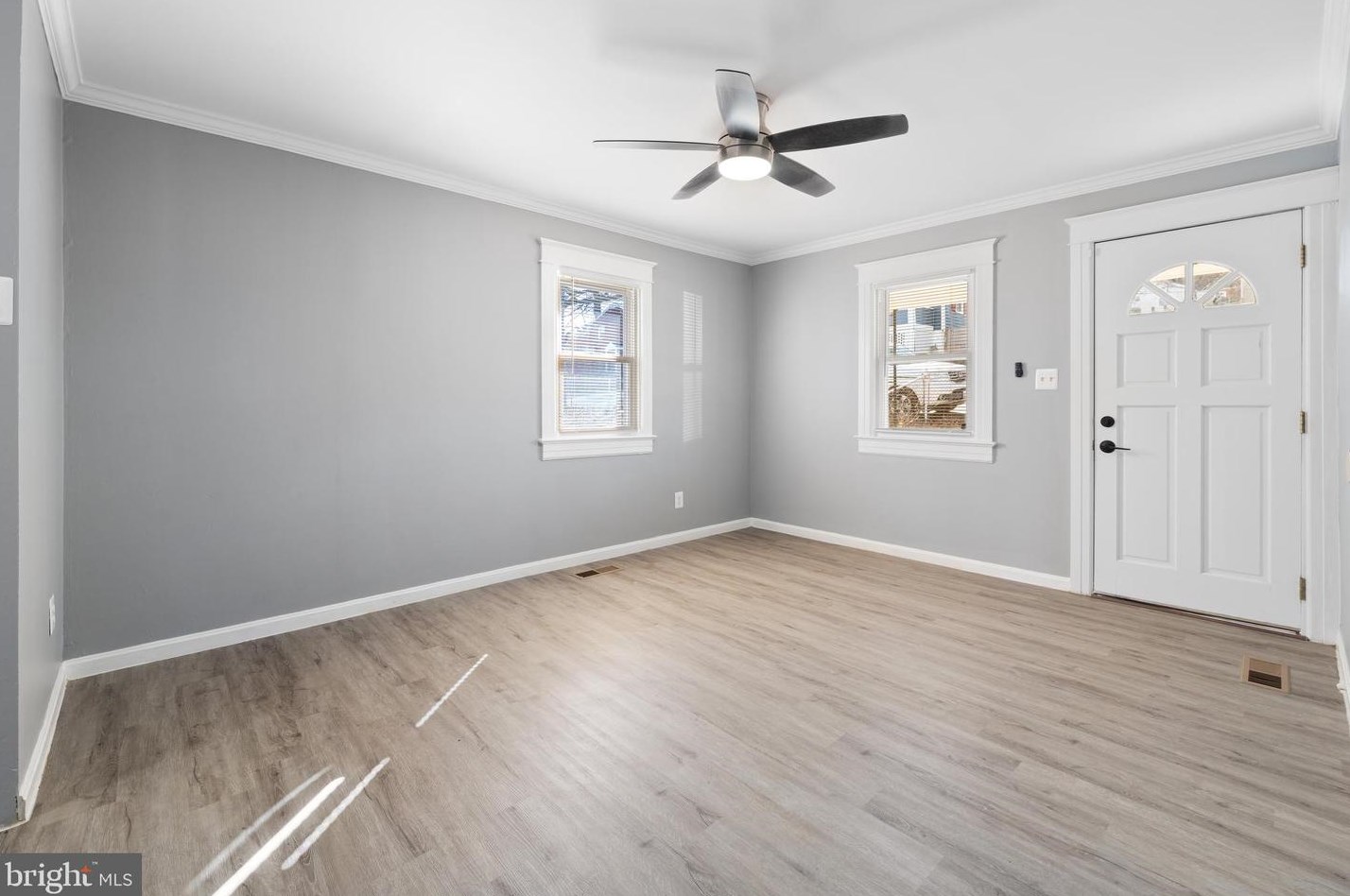 4906 Gunther St, Capitol Heights MD  20743-4023 exterior