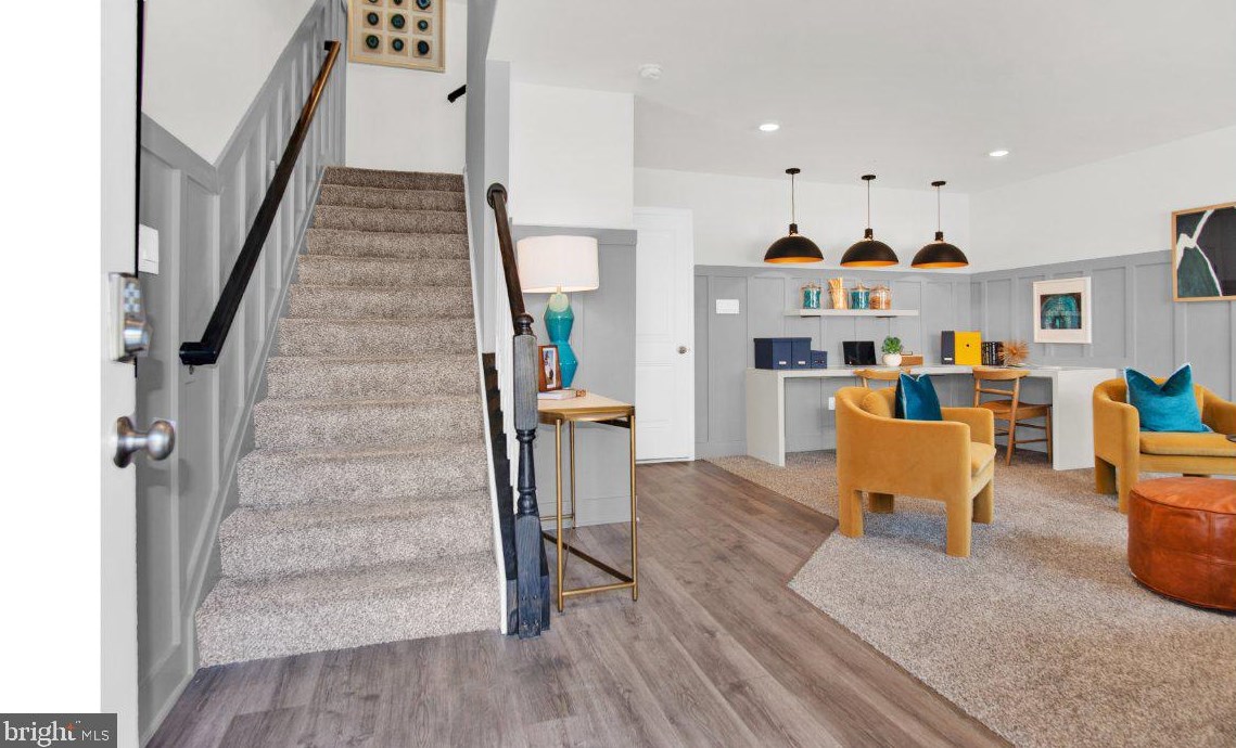 8817 Mimosa Ave, Clinton MD  20735-2648 exterior