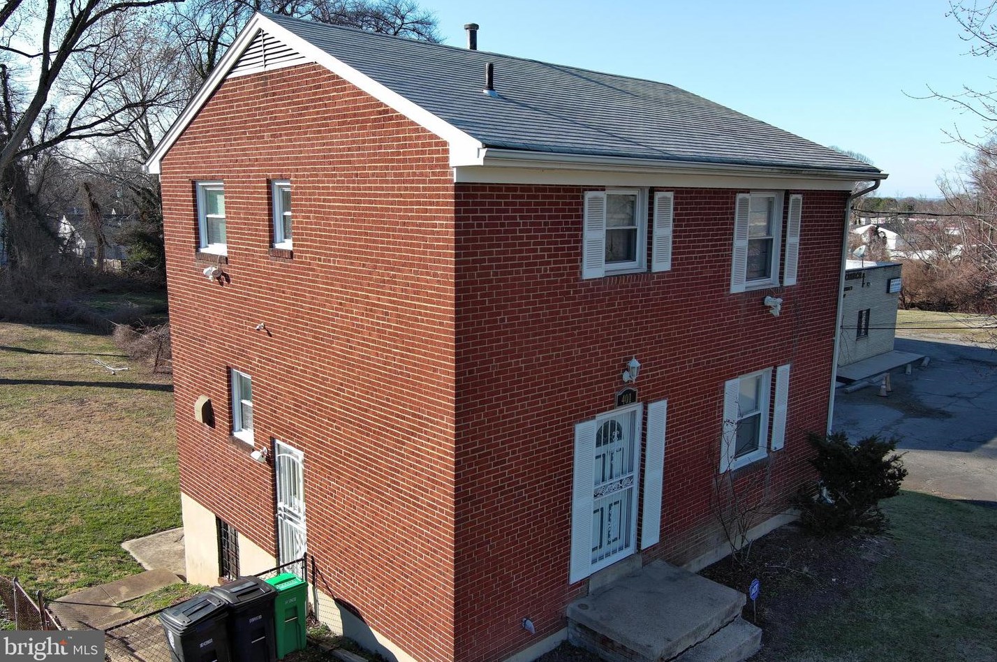 401 Addison Rd, Capitol Heights, MD 20743-3237