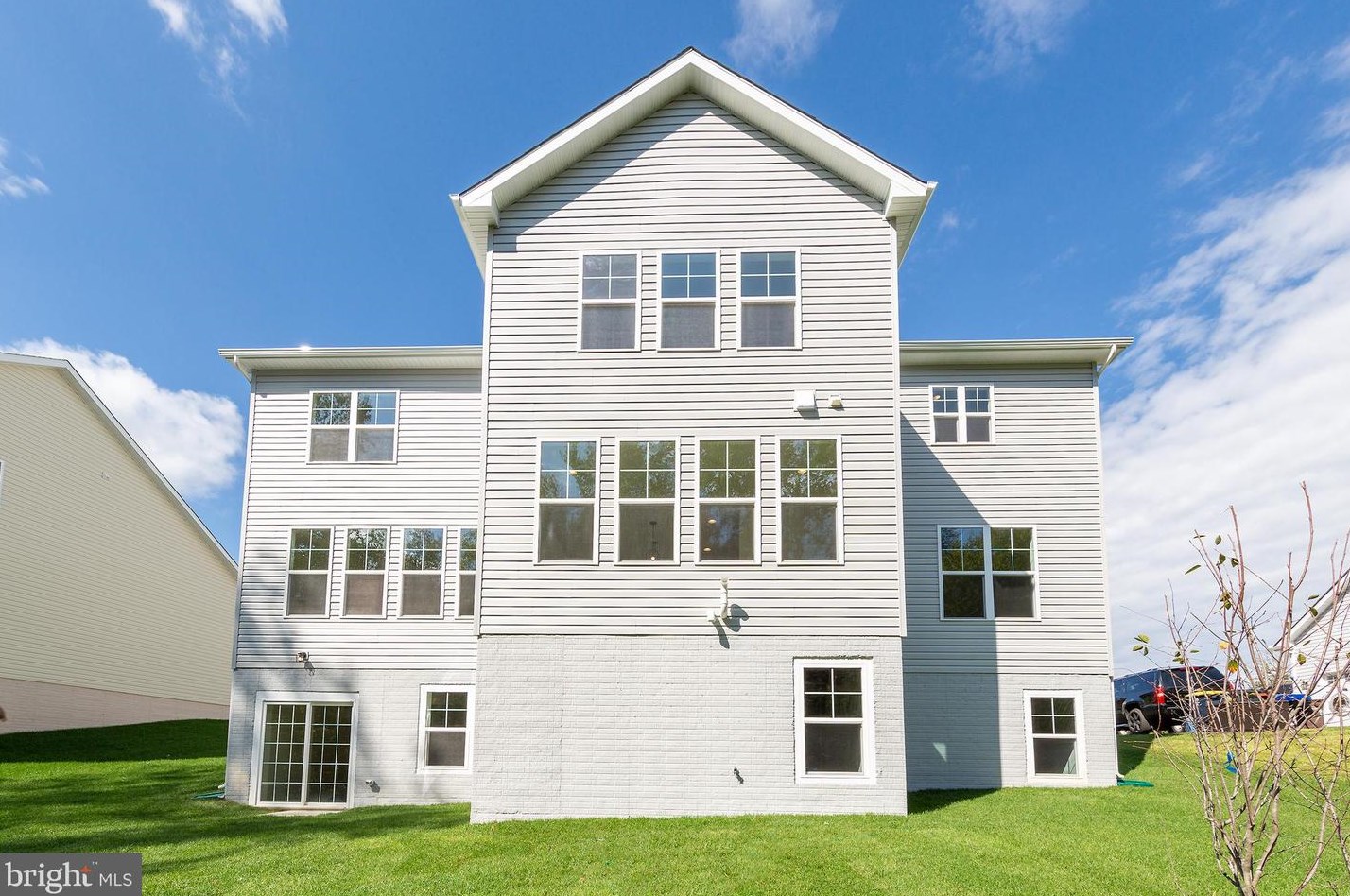 8602 Cedar Chase Dr, Clinton MD  20735-1987 exterior