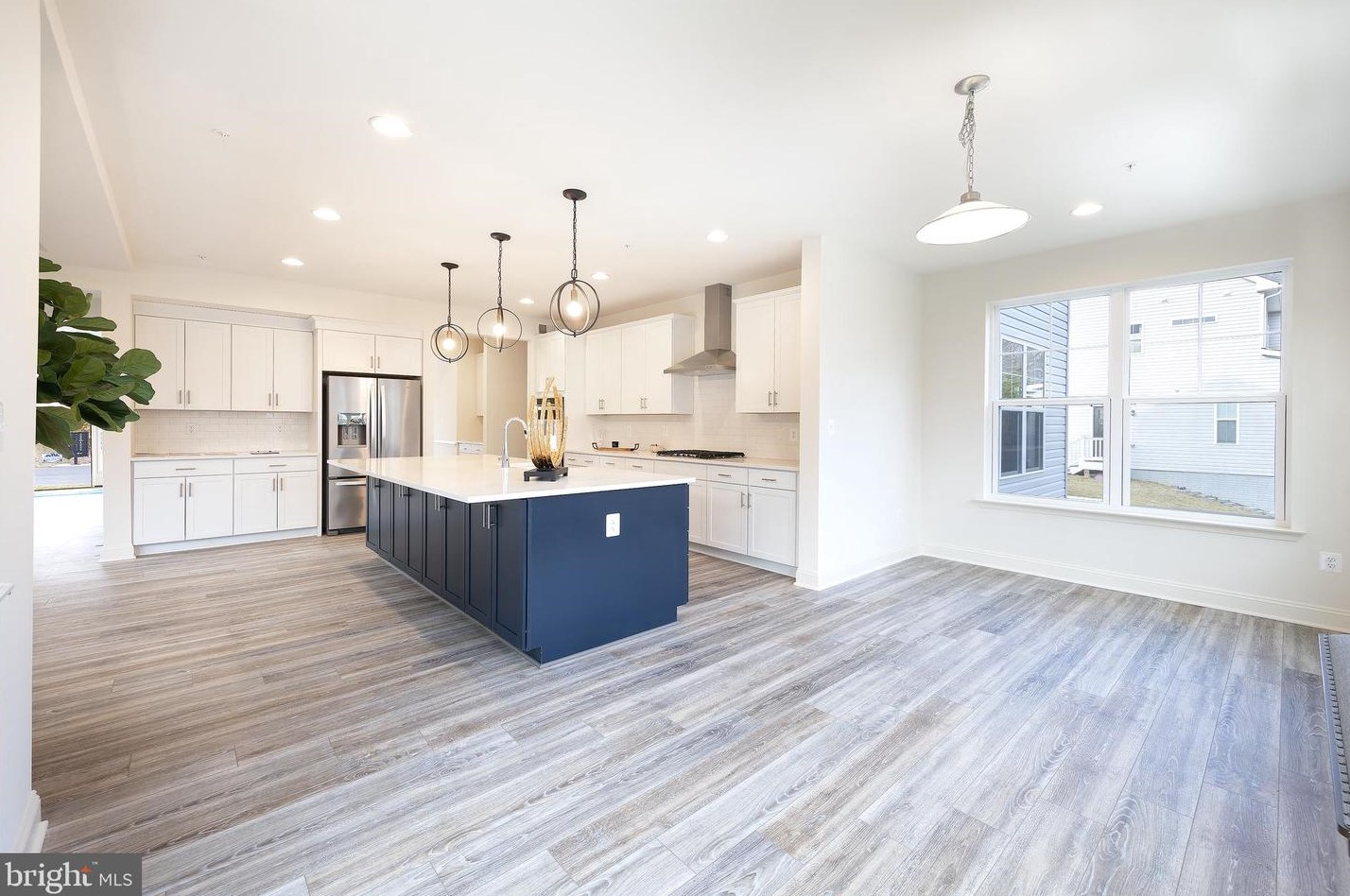 8602 Cedar Chase Dr, Clinton MD  20735-1987 exterior