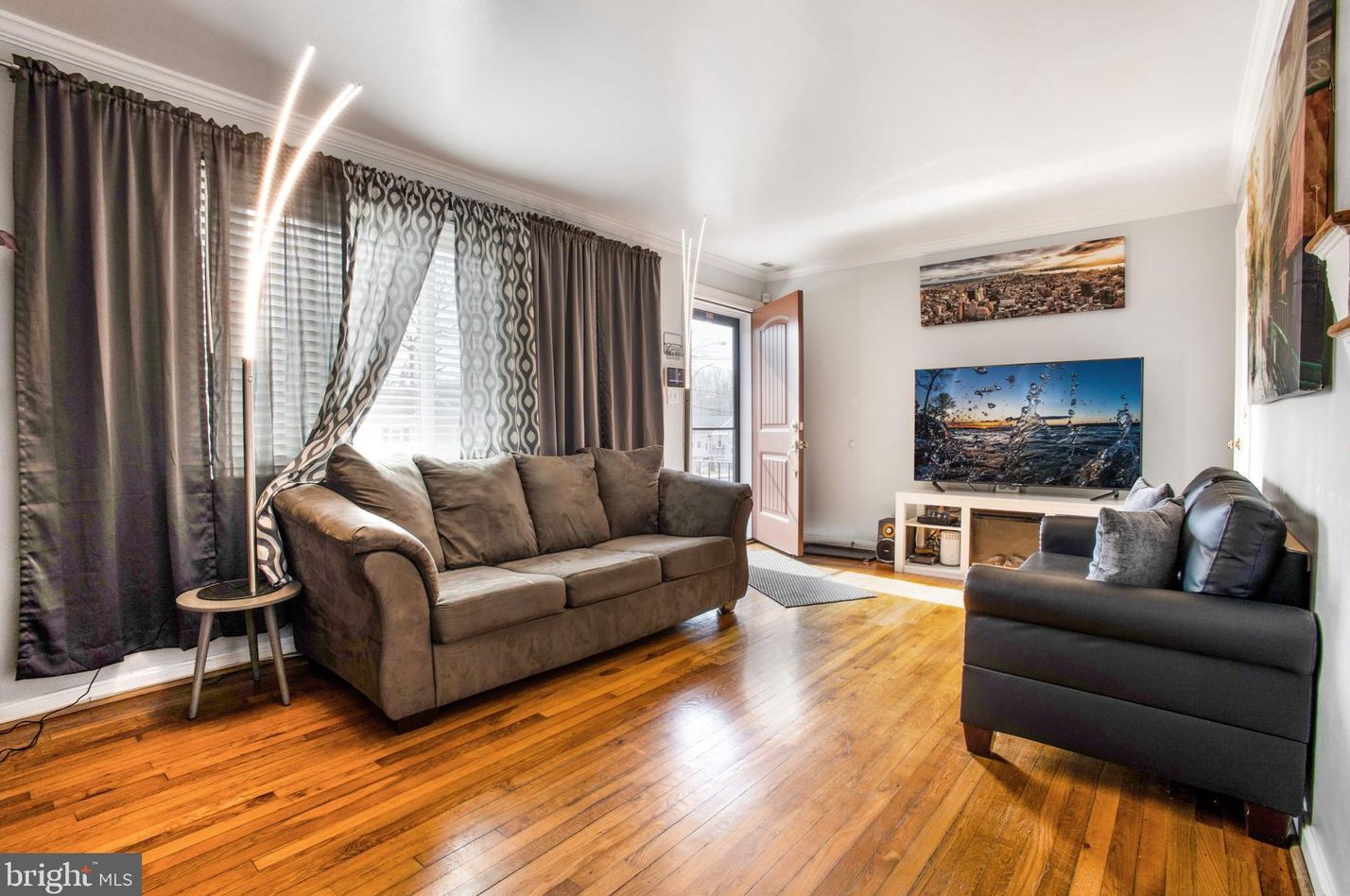 6410 Seat Pleasant Dr, Capitol Heights MD  20743-6015 exterior