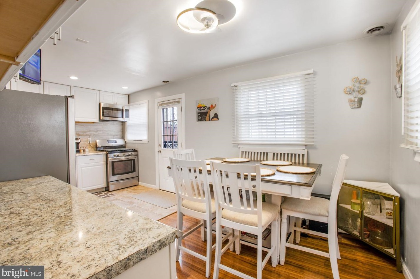 6410 Seat Pleasant Dr, Capitol Heights MD  20743-6015 exterior