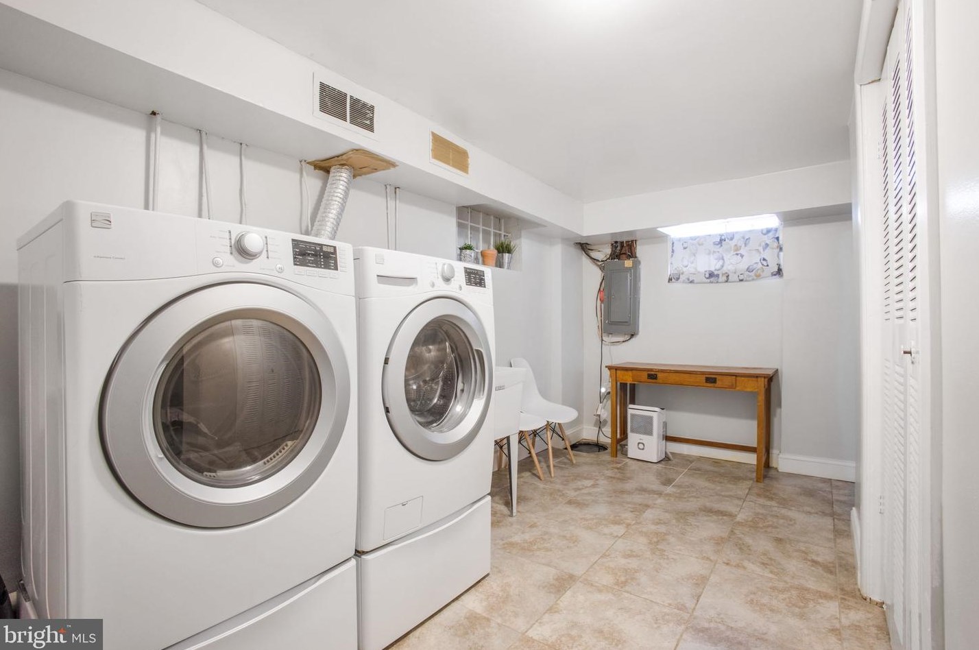 6410 Seat Pleasant Dr, Capitol Heights MD  20743-6015 exterior