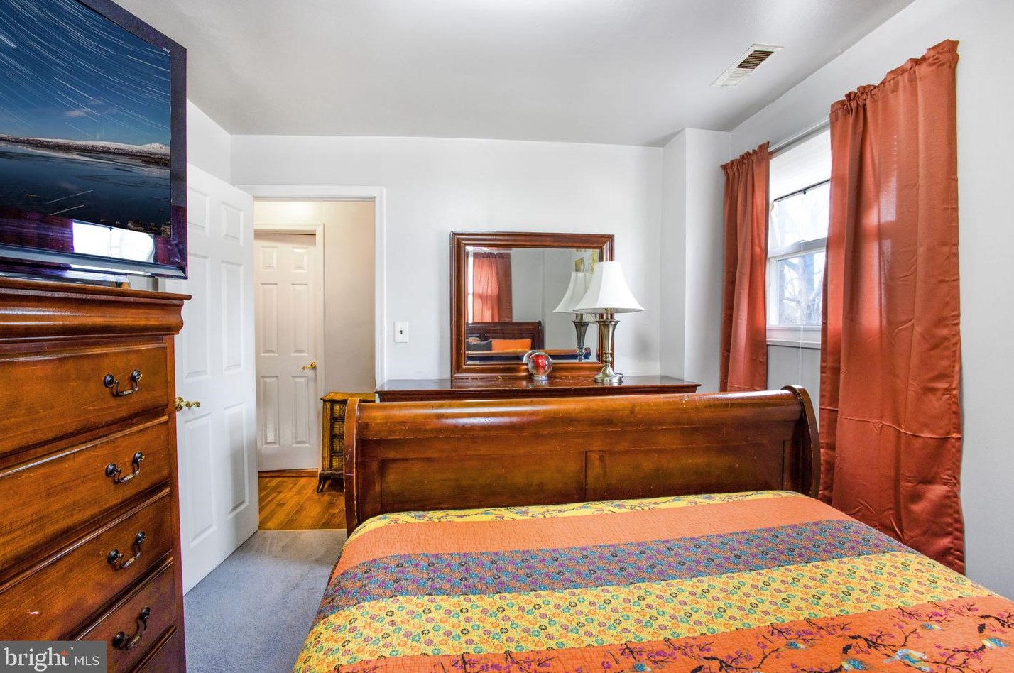 6410 Seat Pleasant Dr, Capitol Heights MD  20743-6015 exterior